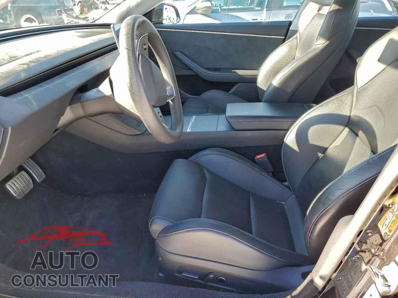 TESLA MODEL 3 2024 - 5YJ3E1ET2RF807075
