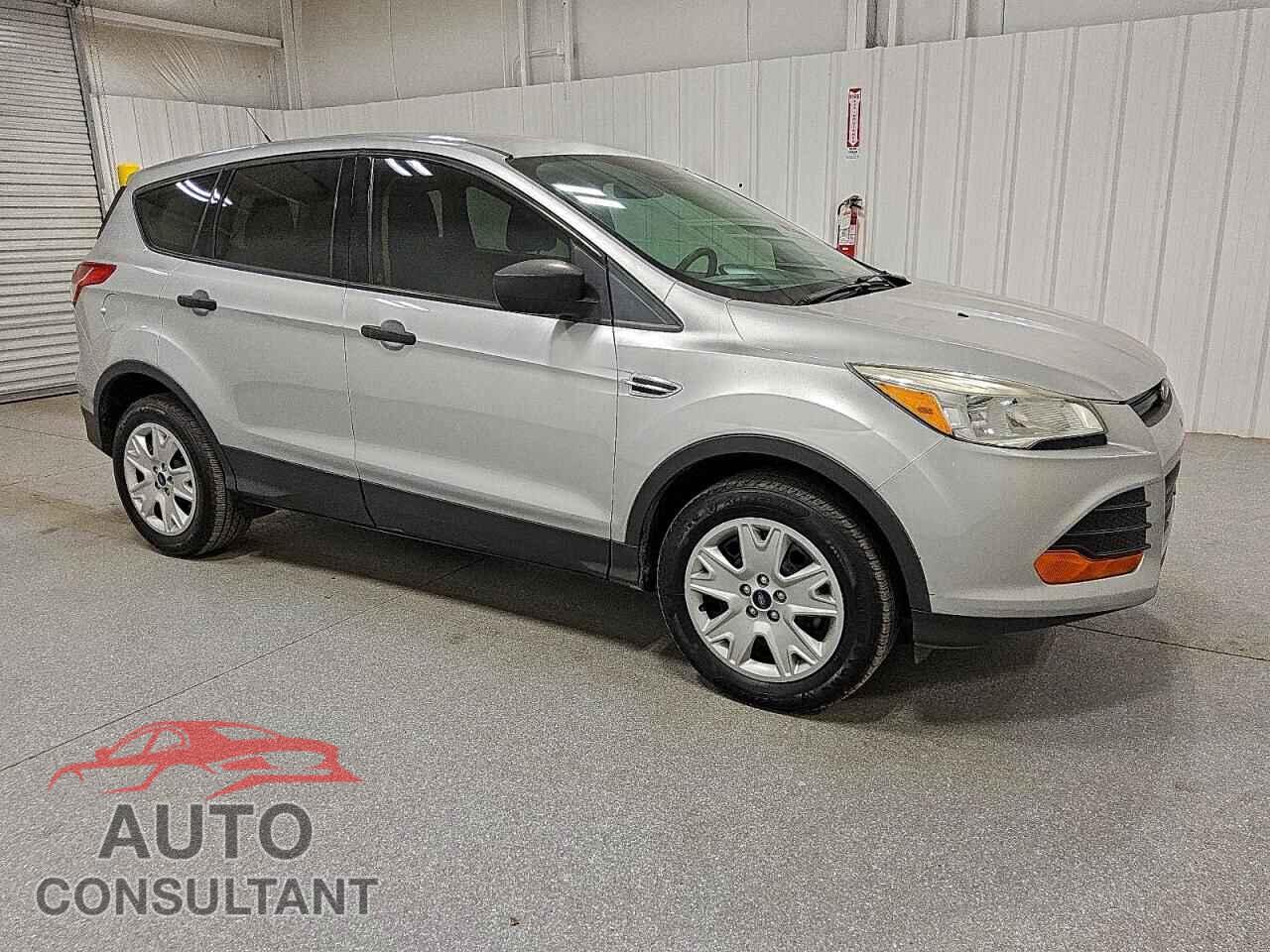 FORD ESCAPE 2013 - 1FMCU0F7XDUB15530
