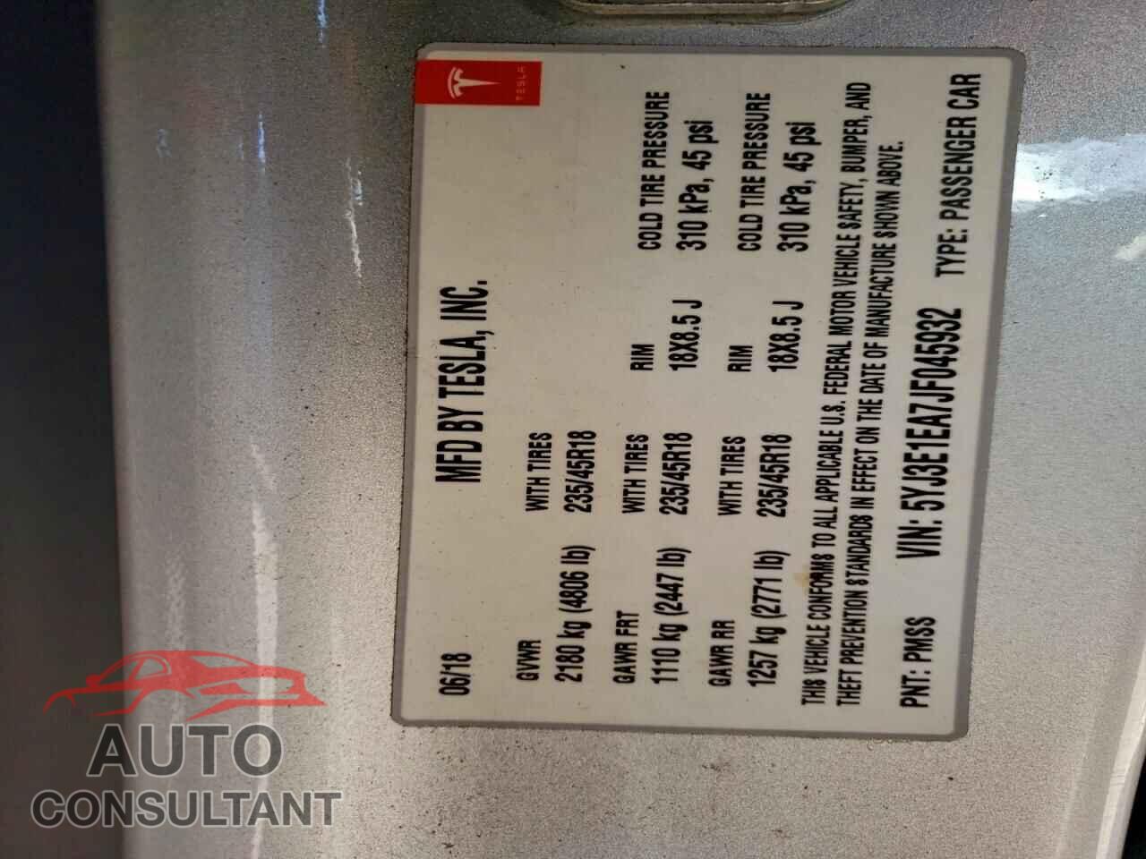TESLA MODEL 3 2018 - 5YJ3E1EA7JF045932
