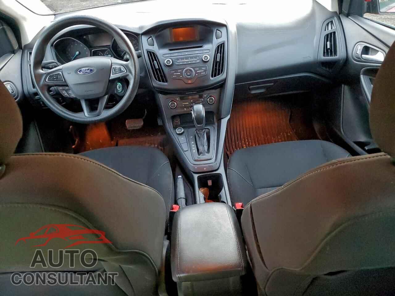 FORD FOCUS 2017 - 1FADP3FE9HL289526