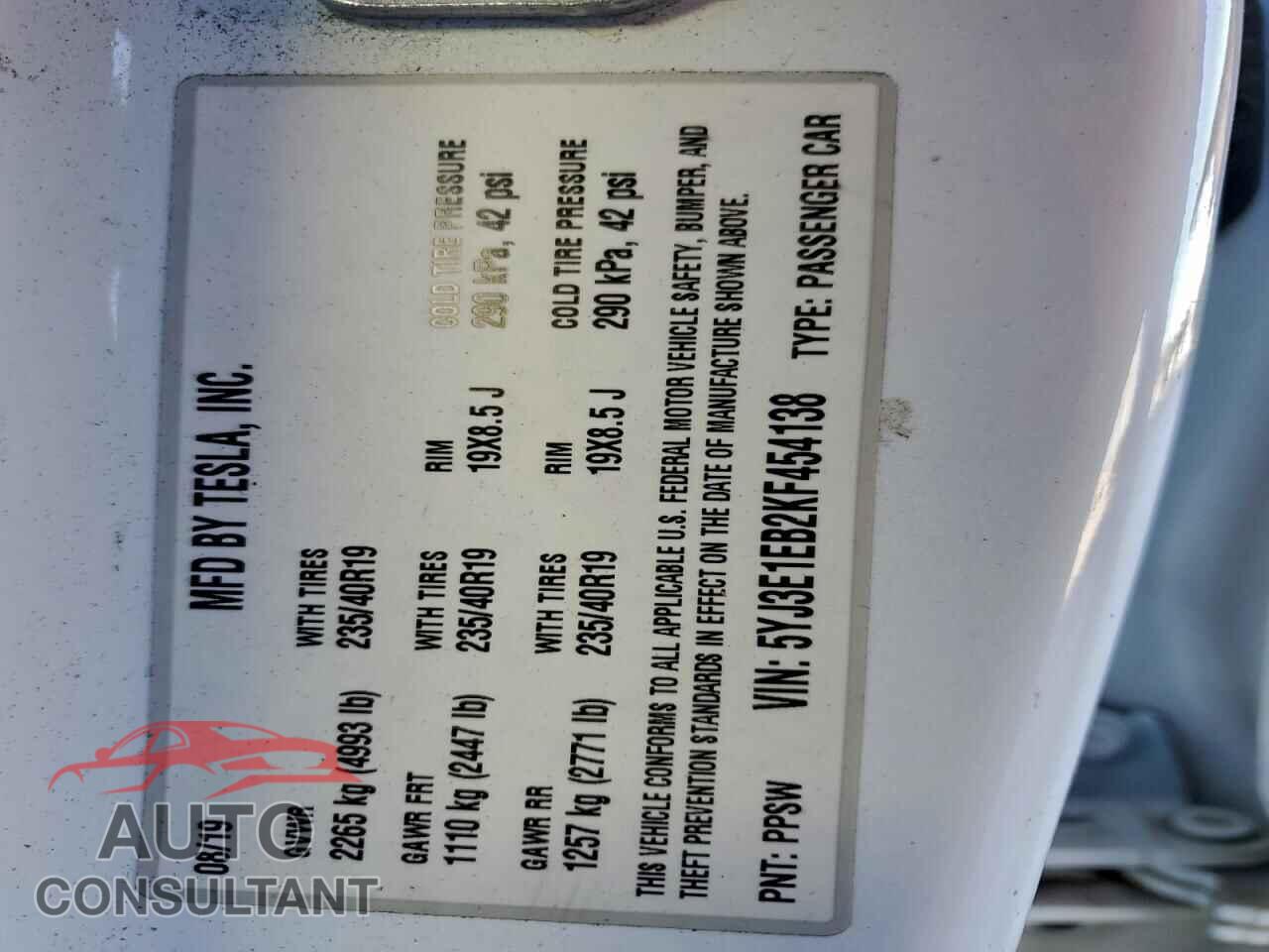 TESLA MODEL 3 2019 - 5YJ3E1EB2KF454138