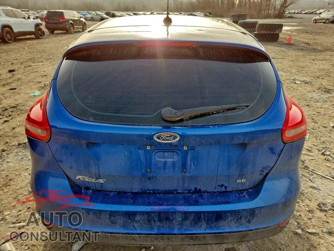 FORD FOCUS 2018 - 1FADP3K2XJL283848