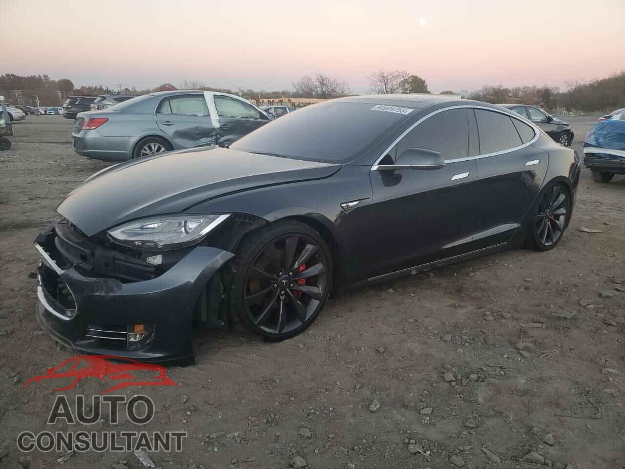 TESLA MODEL S 2016 - 5YJSA1E48GF123192