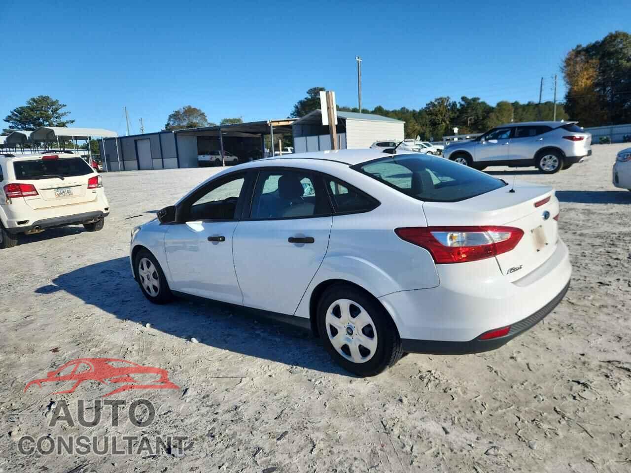 FORD FOCUS 2014 - 1FADP3E28EL112579