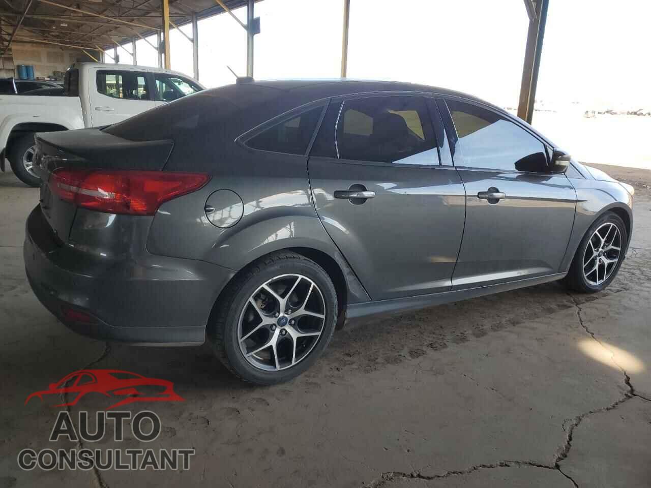 FORD FOCUS 2017 - 1FADP3H22HL223337
