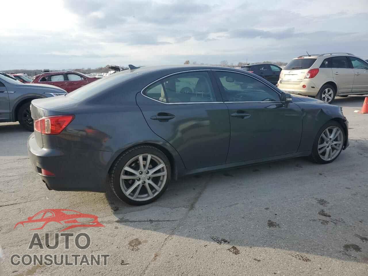 LEXUS IS 2011 - JTHBF5C25B5146867
