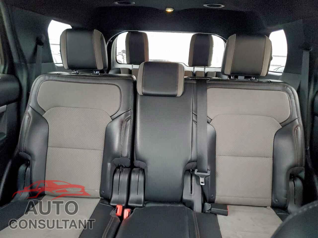 FORD EXPLORER 2017 - 1FM5K8D85HGE32046