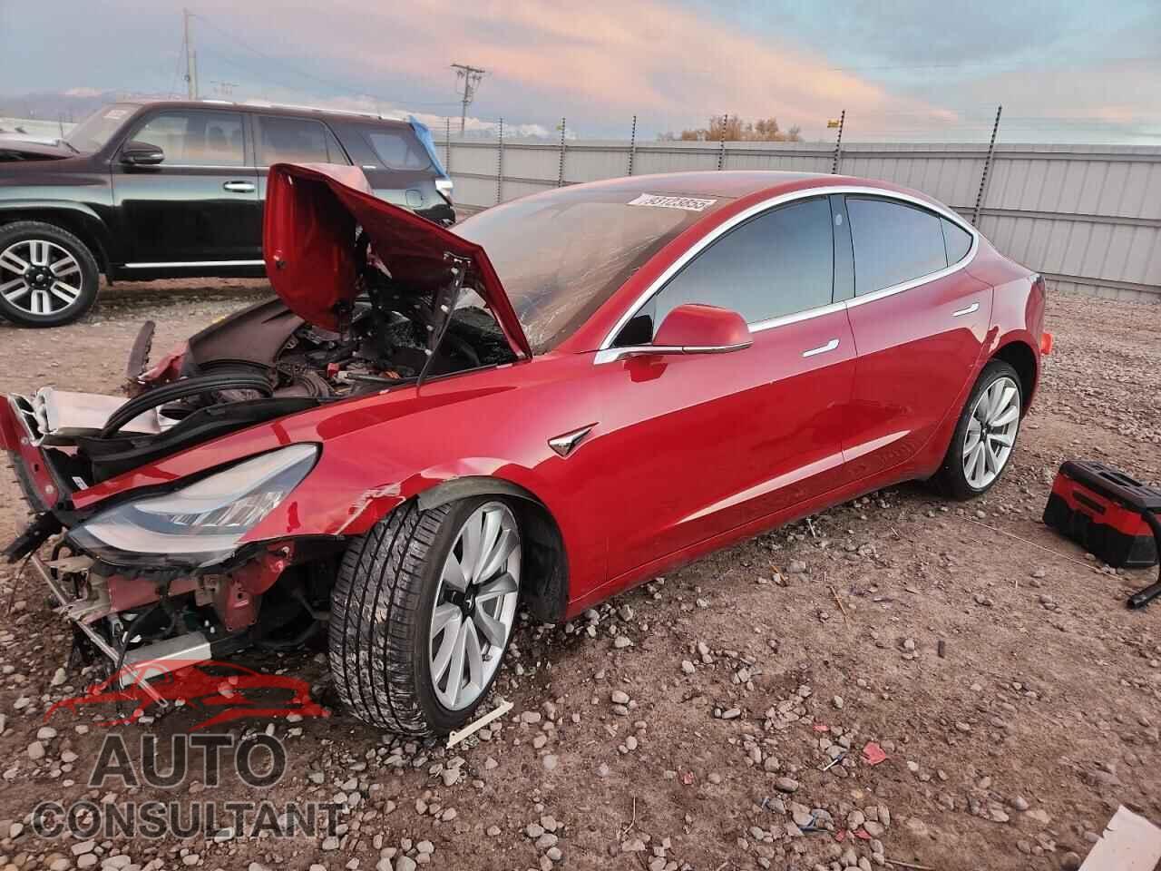 TESLA MODEL 3 2018 - 5YJ3E1EB5JF088142