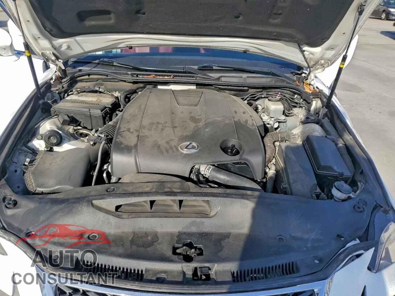 LEXUS IS 2014 - JTHBF1D24E5027283