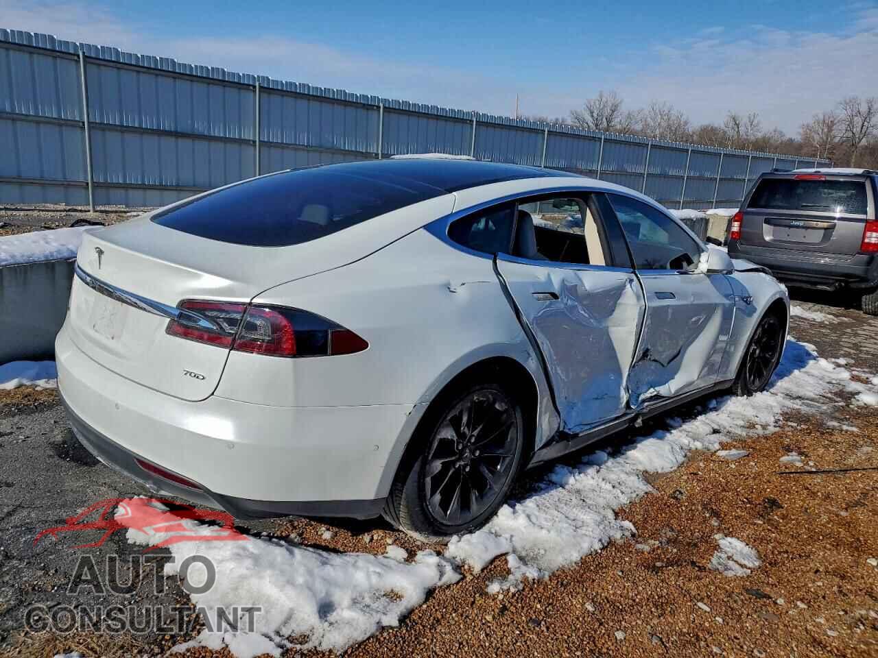 TESLA MODEL S 2015 - 5YJSA1S20FF096524