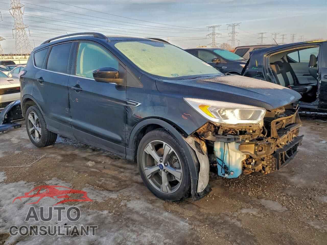 FORD ESCAPE 2017 - 1FMCU9GD2HUD65844