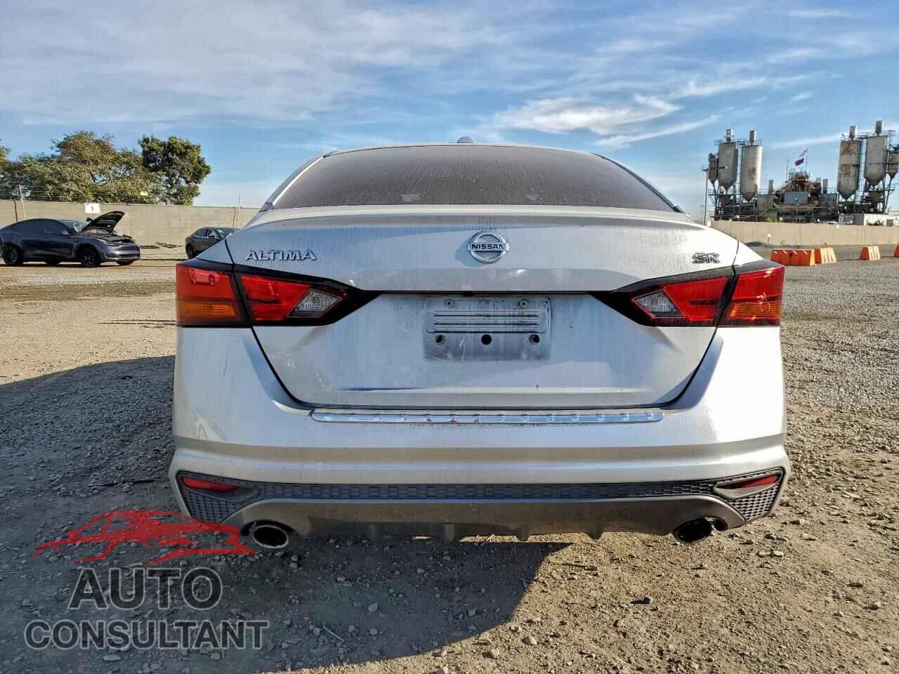 NISSAN ALTIMA 2019 - 1N4BL4CV4KN317841