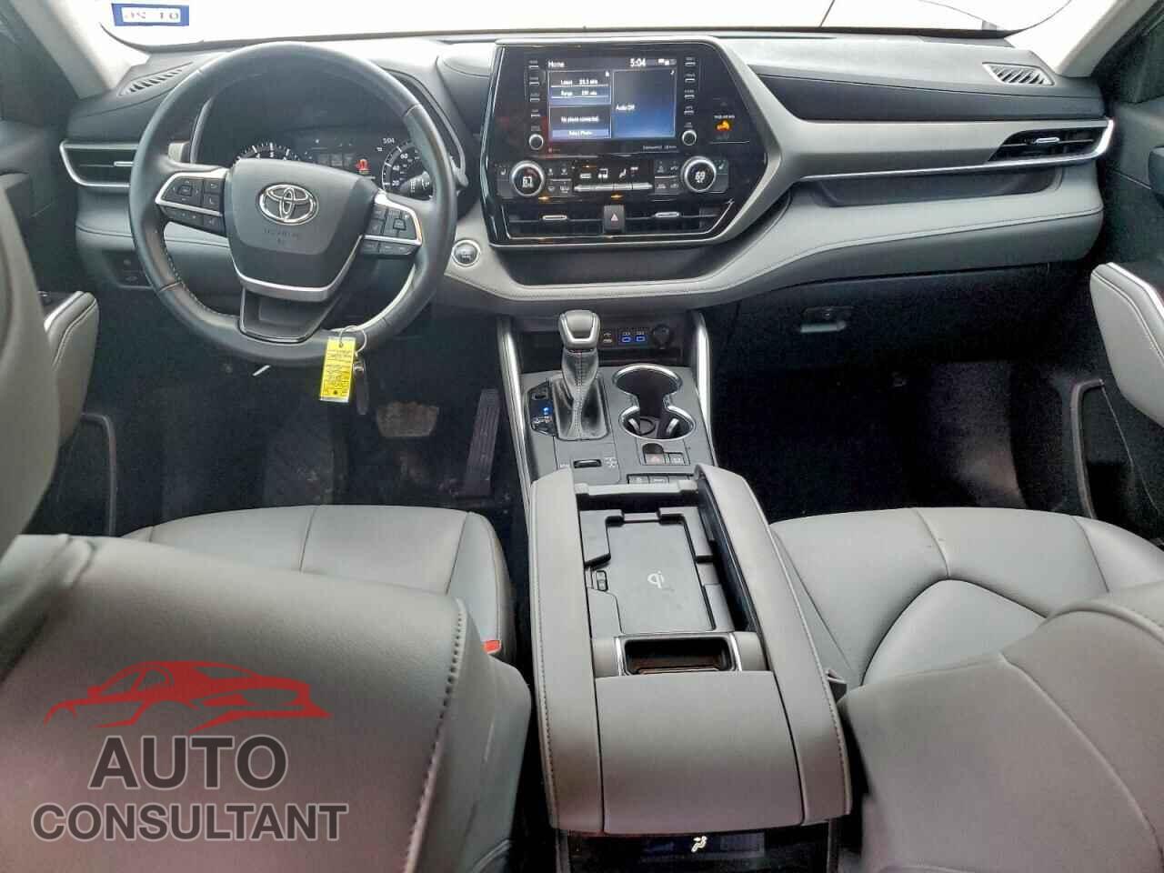 TOYOTA HIGHLANDER 2022 - 5TDGZRAH9NS551237