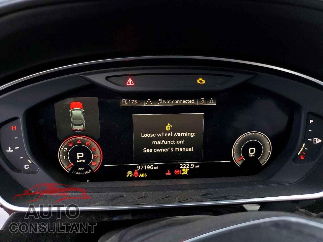 AUDI A8 2019 - WAU8DAF83KN014231