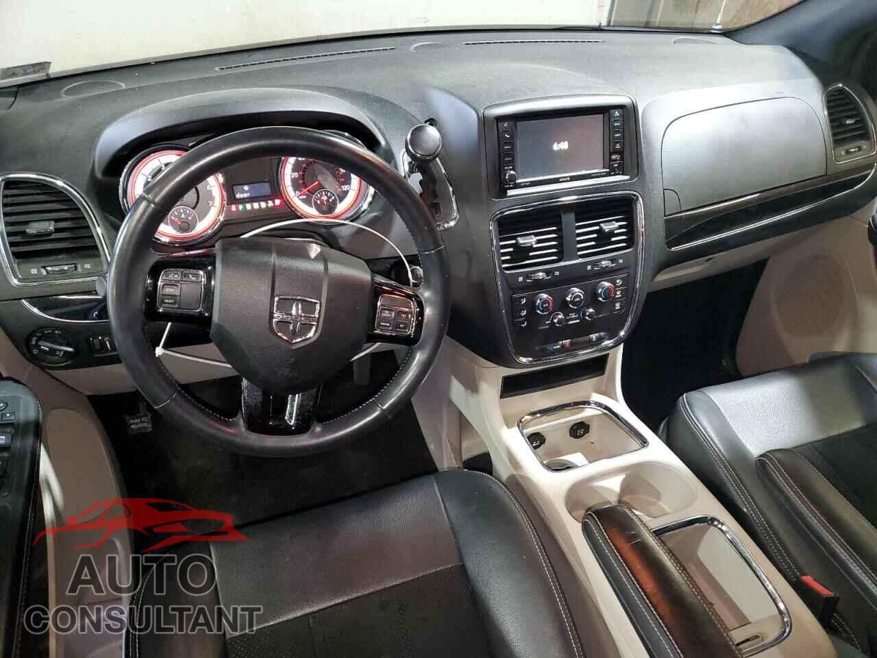 DODGE CARAVAN 2018 - 2C4RDGCG0JR205709