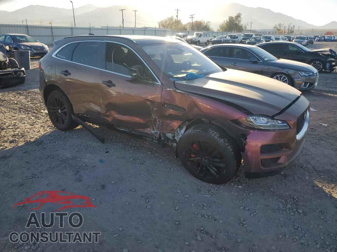 JAGUAR F-PACE 2017 - SADCK2BV5HA896057