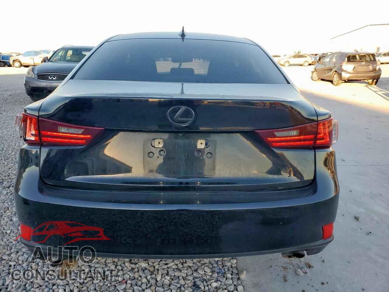LEXUS IS 2014 - JTHBF1D27E5007982