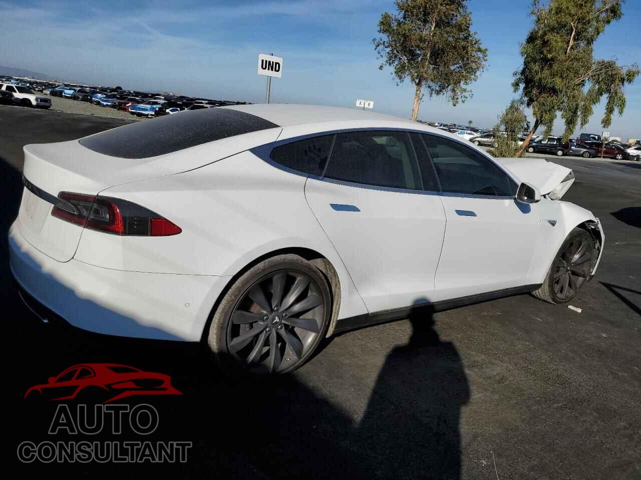 TESLA MODEL S 2015 - 5YJSA1S18FFP78574