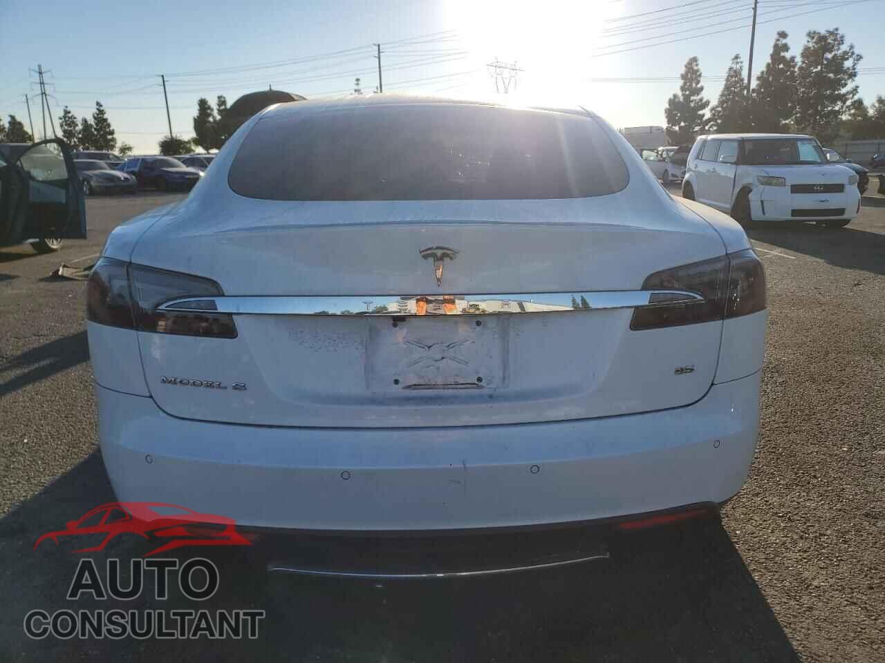 TESLA MODEL S 2013 - 5YJSA1CN1DFP24905