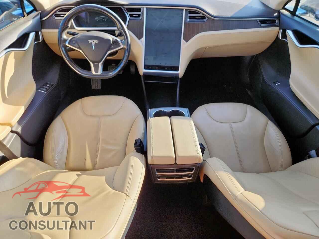 TESLA MODEL S 2013 - 5YJSA1CN8DFP27395