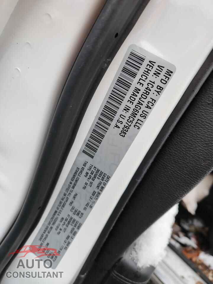DODGE DURANGO 2021 - 1C4RDJAG6MC579383
