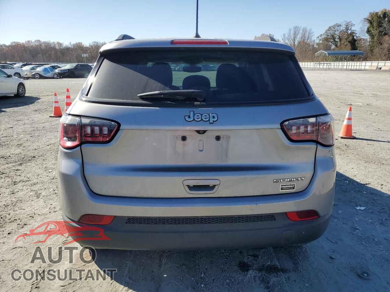 JEEP COMPASS 2018 - 3C4NJCAB8JT502683