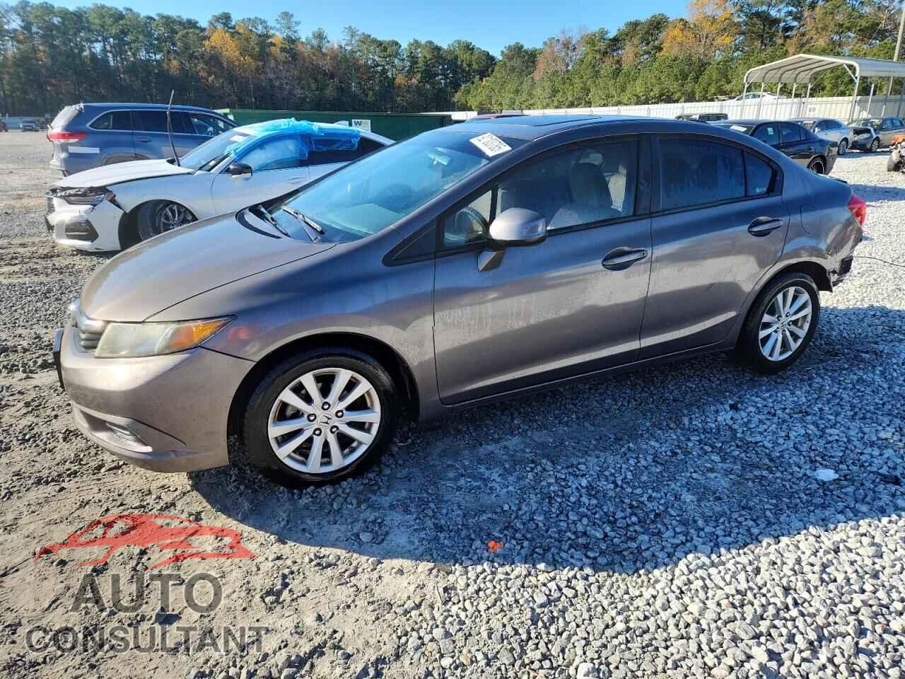 HONDA CIVIC 2012 - 2HGFB2F82CH527083