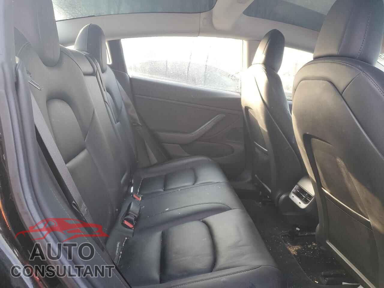 TESLA MODEL 3 2018 - 5YJ3E1EB5JF126761