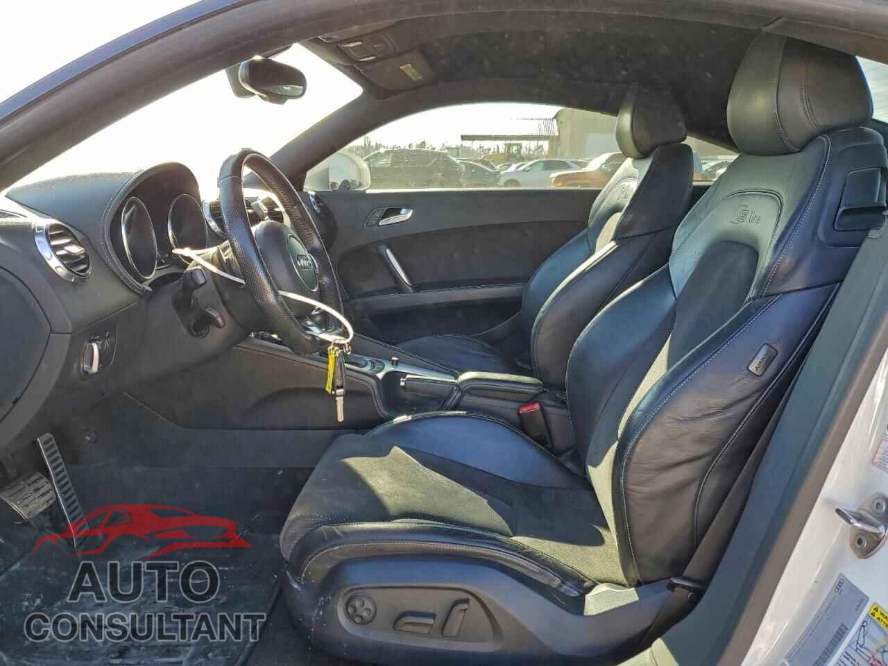 AUDI TT 2014 - TRUBFAFK3E1004833