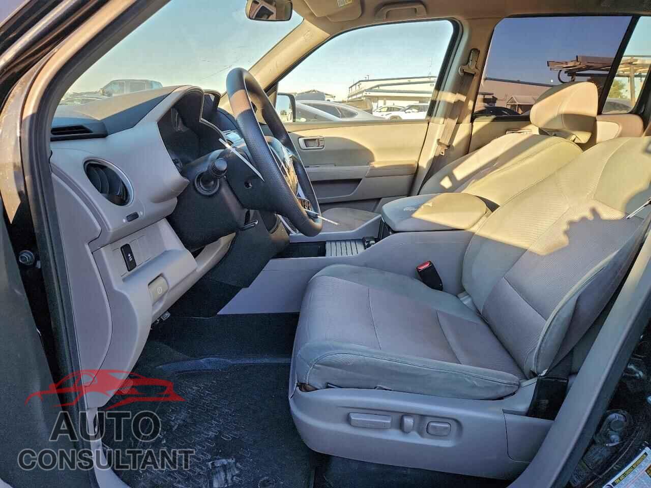 HONDA PILOT 2013 - 5FNYF3H42DB028738
