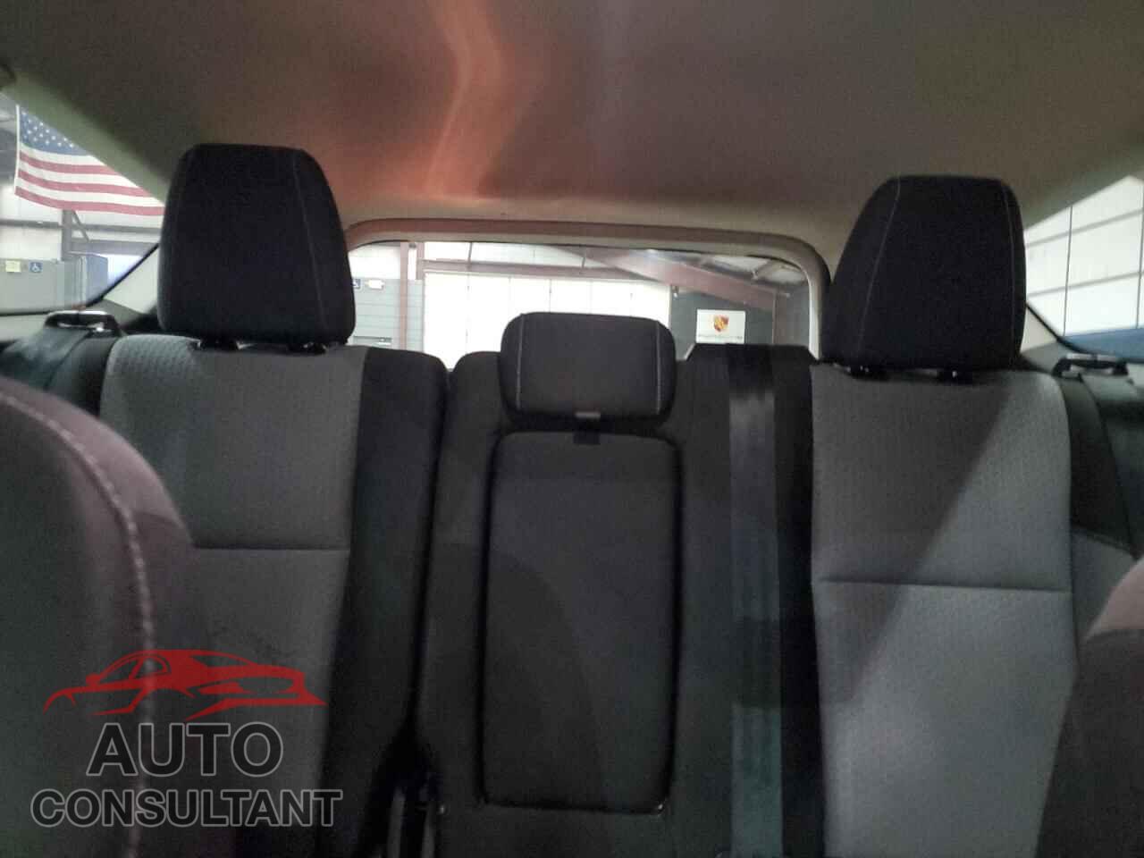 FORD ESCAPE 2018 - 1FMCU9GD6JUA45867