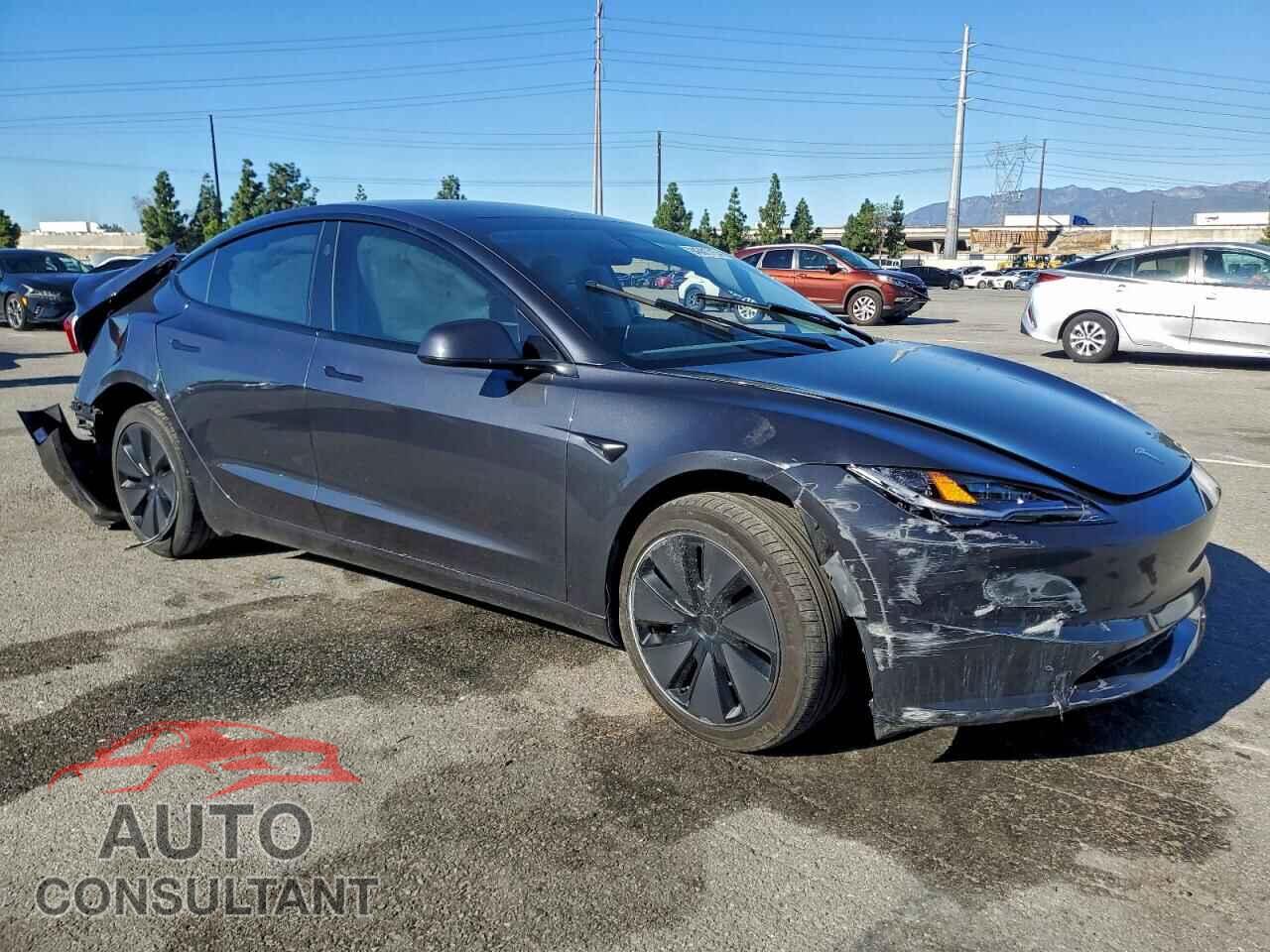 TESLA MODEL 3 2024 - 5YJ3E1EA2RF848921