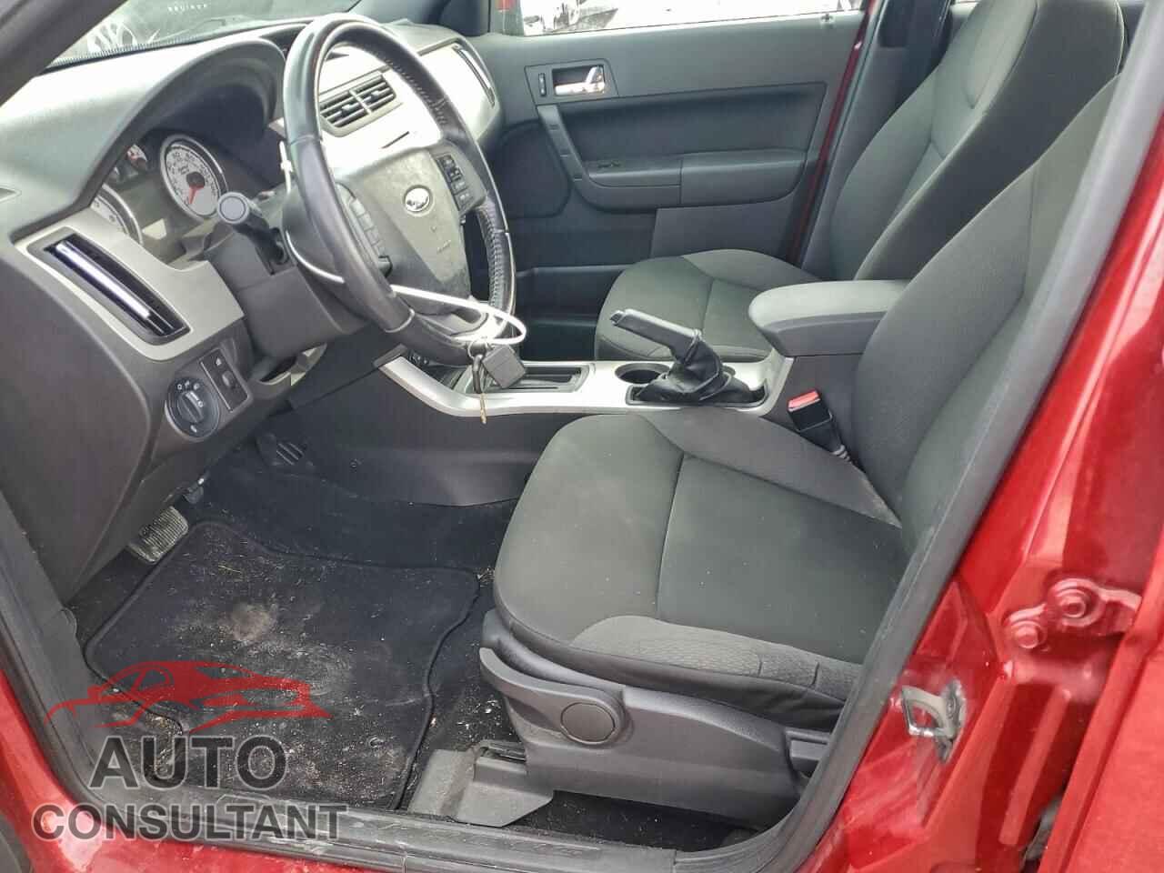 FORD FOCUS 2009 - 1FAHP36N79W237331