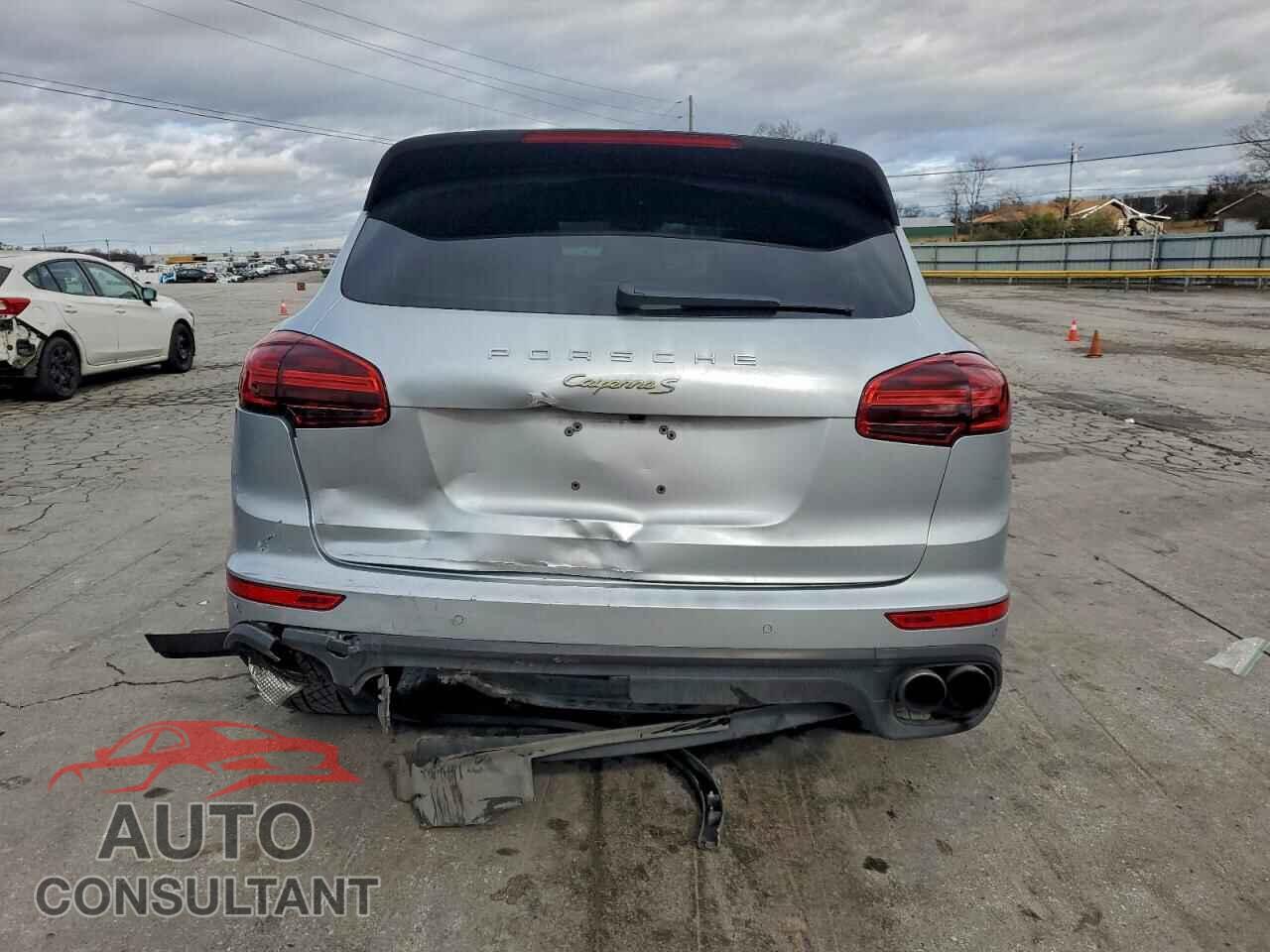 PORSCHE CAYENNE 2016 - WP1AE2A21GLA17561