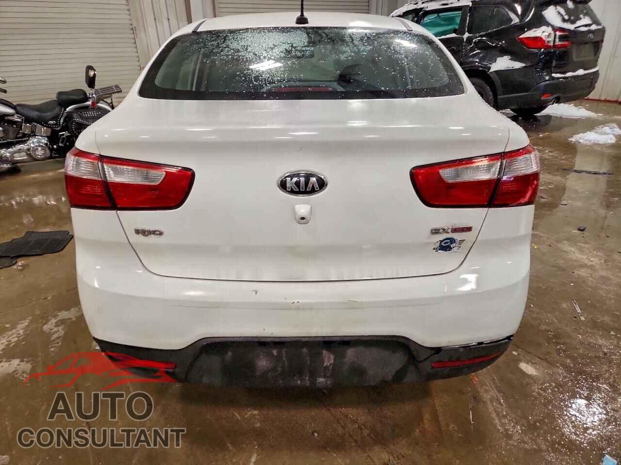 KIA RIO 2014 - KNADN4A30E6338678