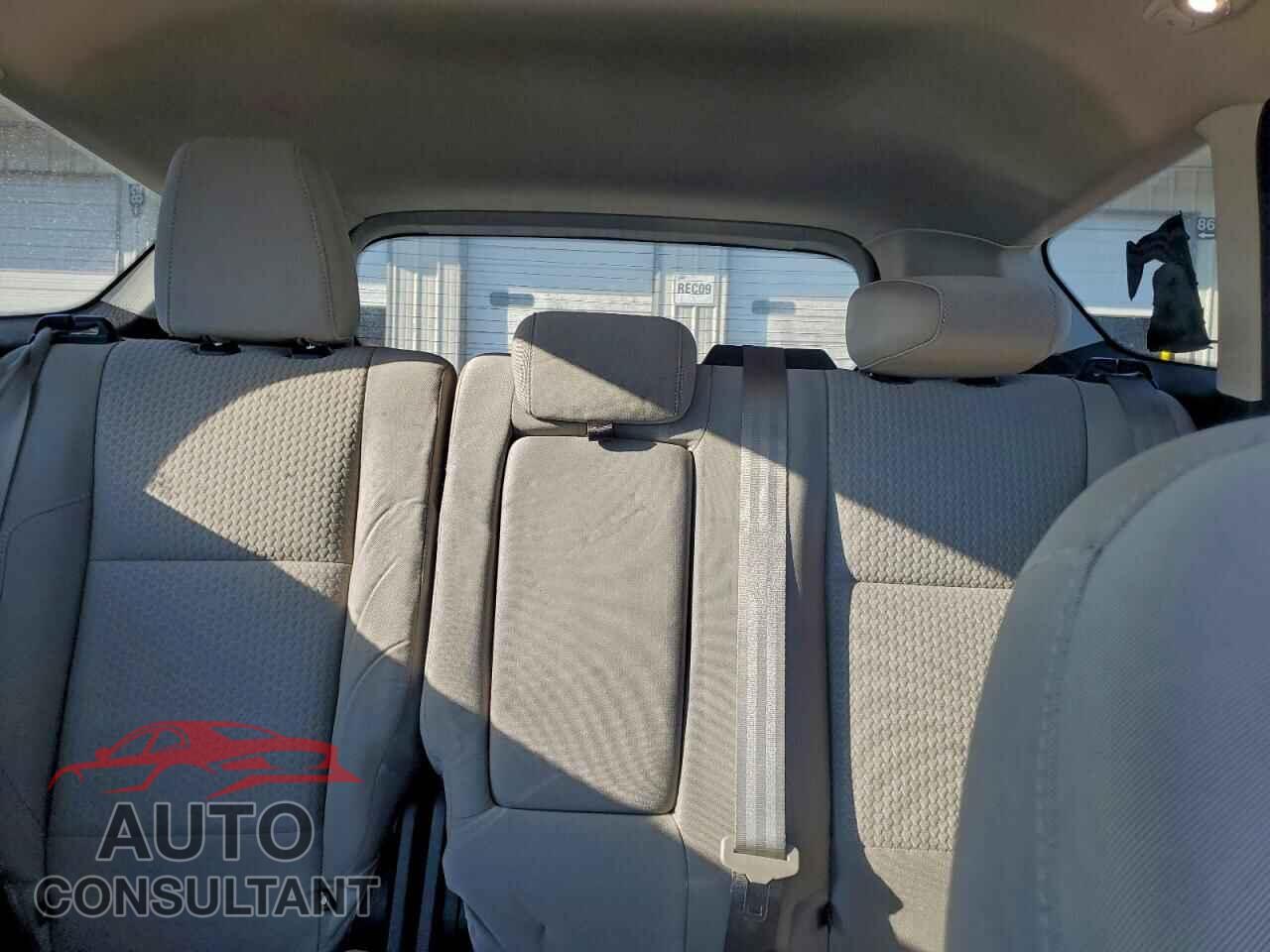 FORD ESCAPE 2017 - 1FMCU0G92HUB91782