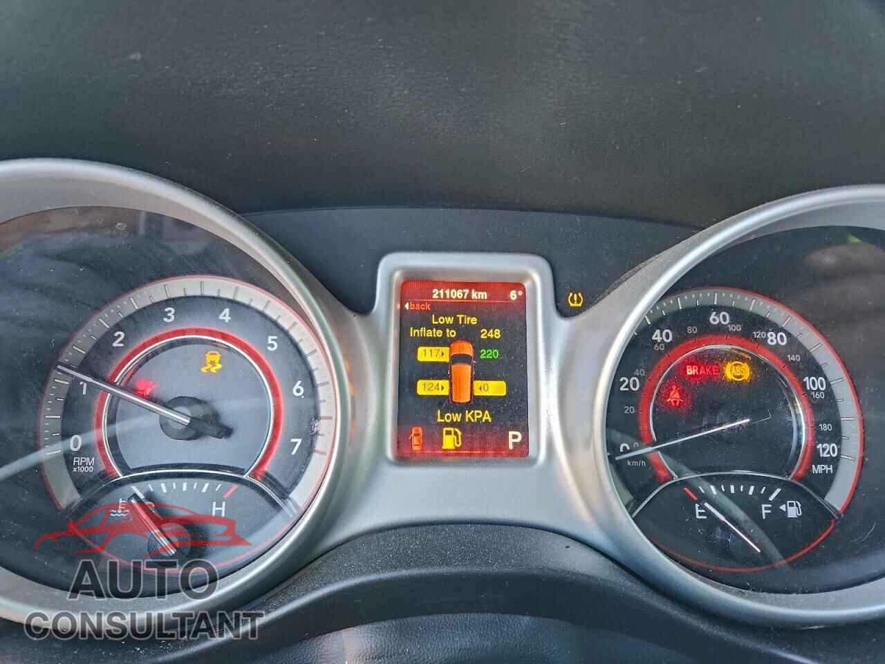 DODGE JOURNEY 2015 - 3C4PDCAB7FT532670