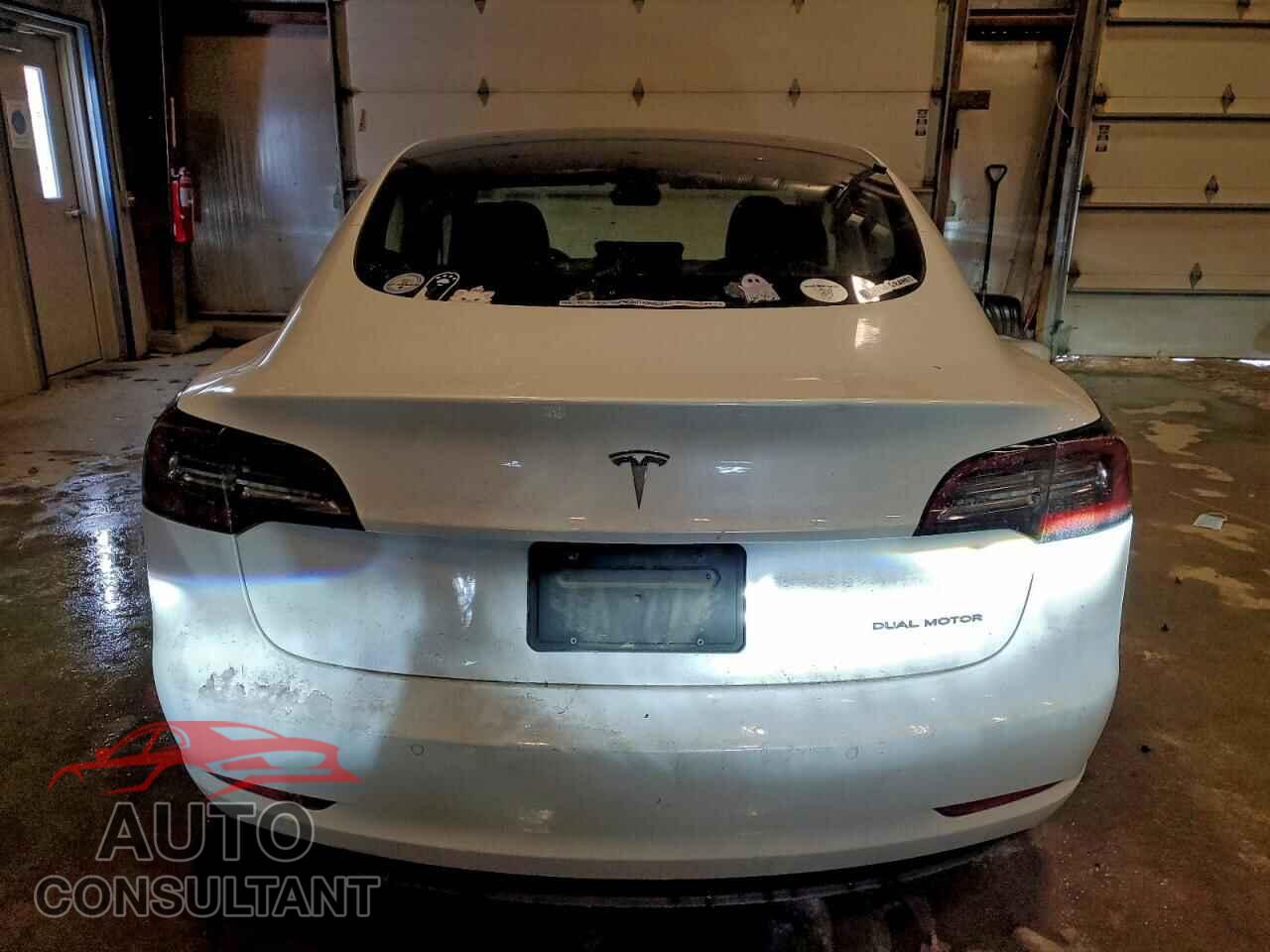 TESLA MODEL 3 2019 - 5YJ3E1EB6KF433342