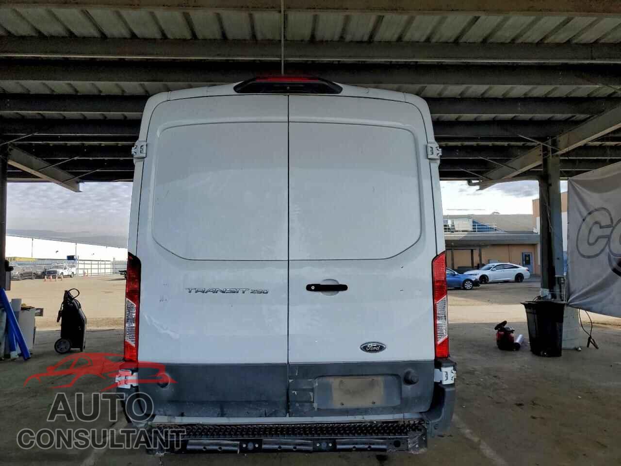 FORD TRANSIT 2020 - 1FTBR1C86LKB64304