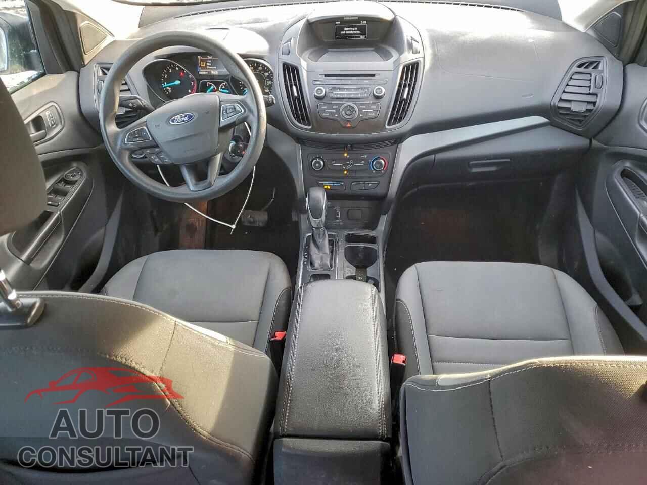 FORD ESCAPE 2017 - 1FMCU0F79HUD86889