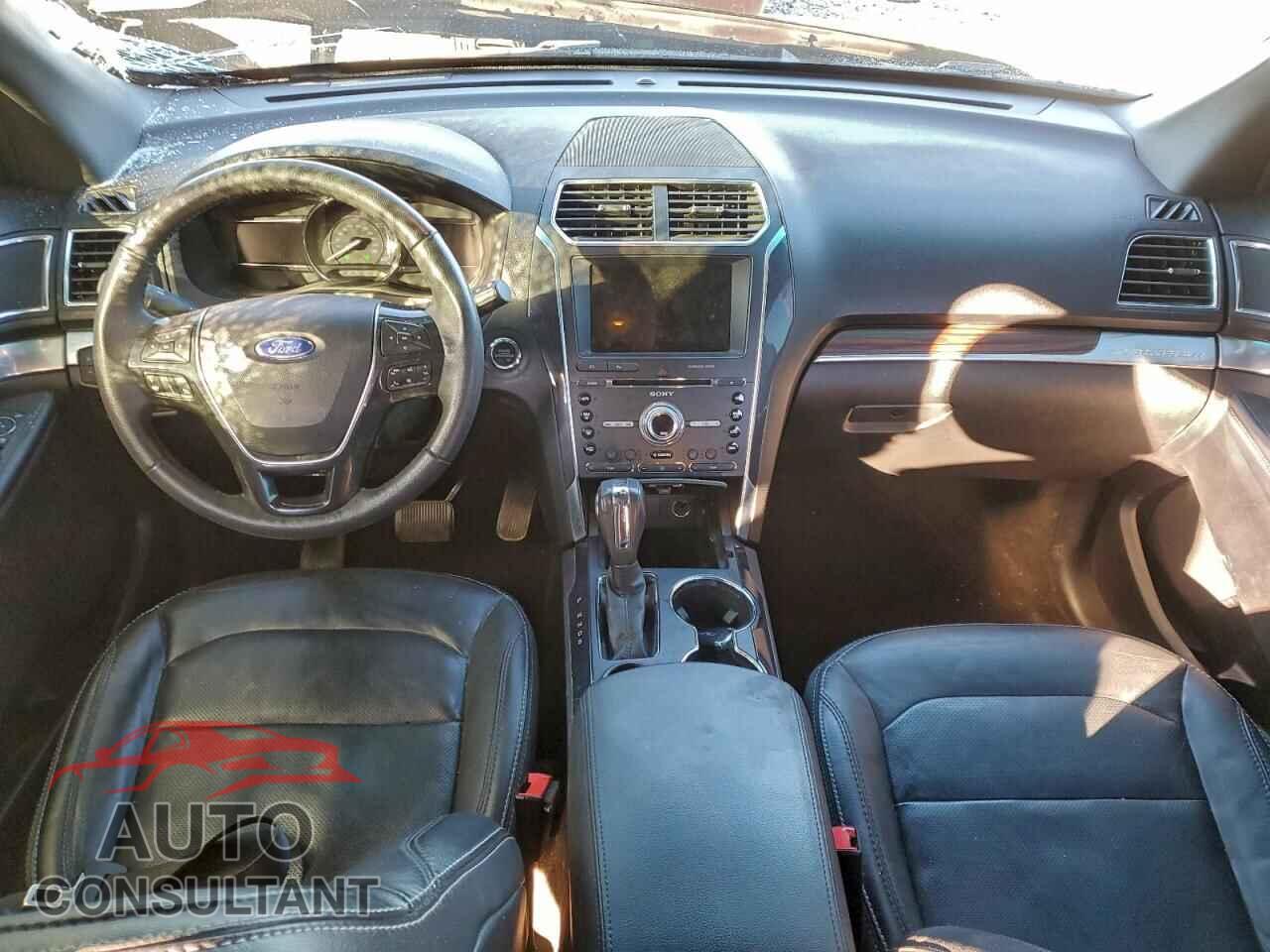 FORD EXPLORER 2018 - 1FM5K7F83JGB52333