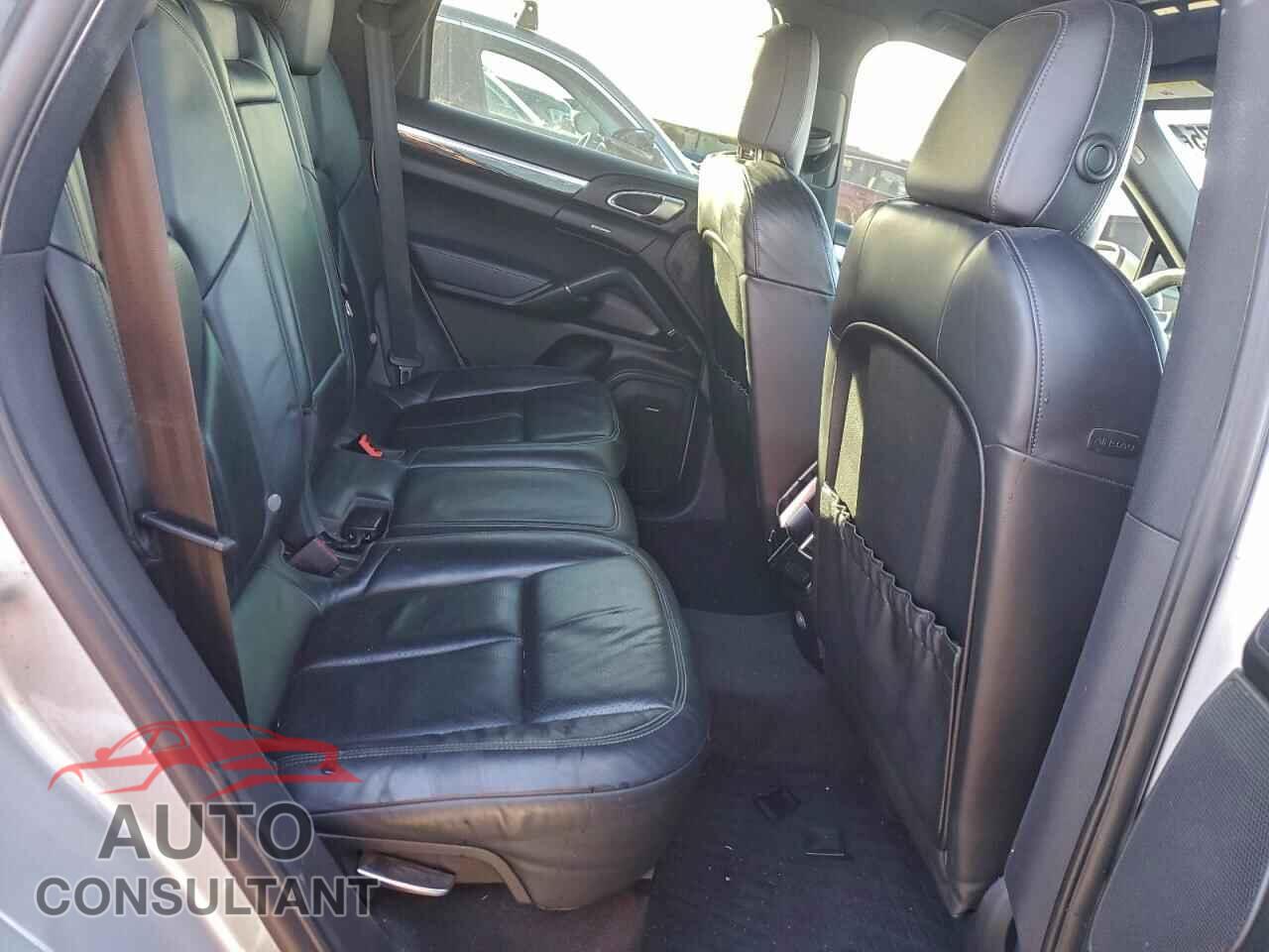PORSCHE CAYENNE 2011 - WP1AB2A24BLA46327