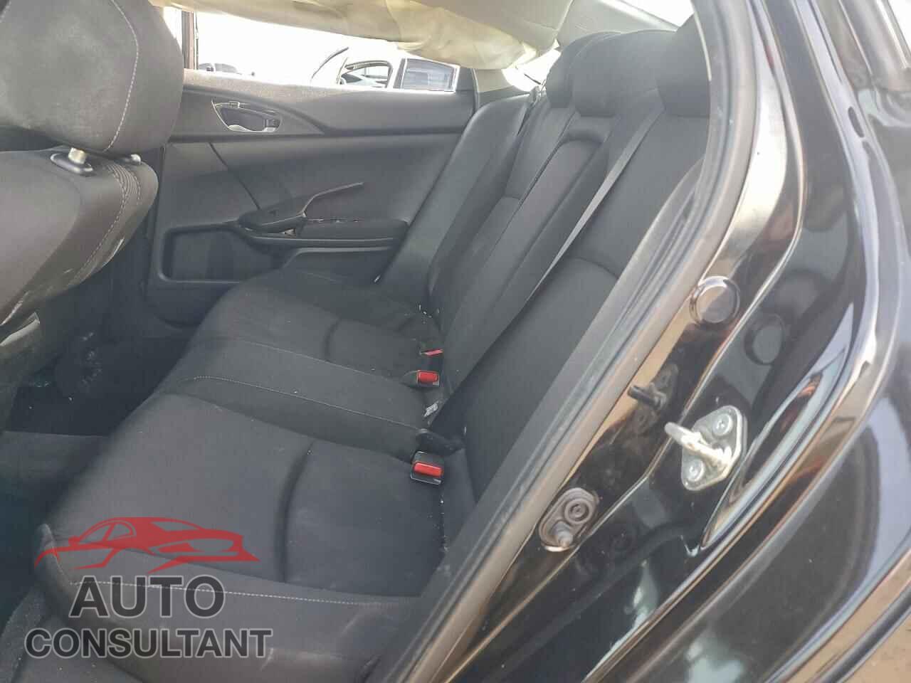 HONDA CIVIC 2017 - 2HGFC2F70HH558070