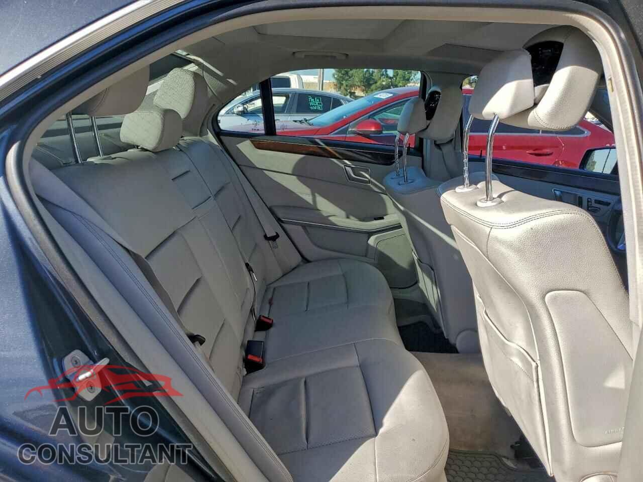 MERCEDES-BENZ E-CLASS 2014 - WDDHF5KB6EB031008