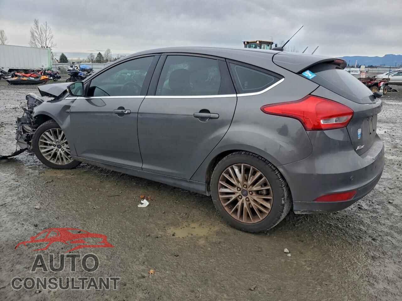 FORD FOCUS 2015 - 1FADP3N22FL211383