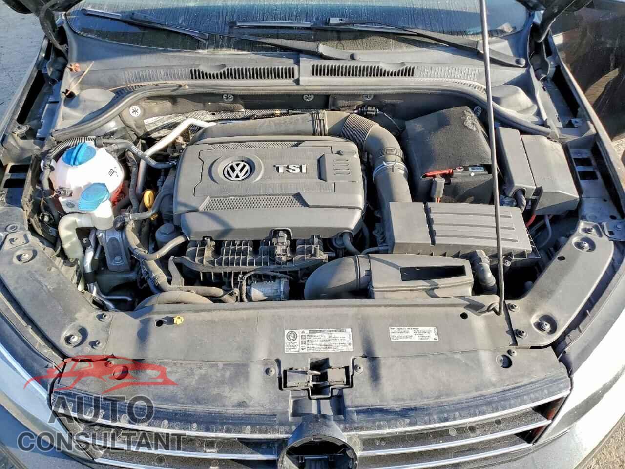 VOLKSWAGEN JETTA 2015 - 3VWD17AJ9FM340801