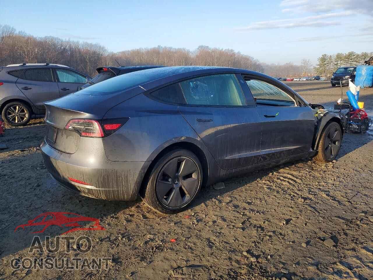 TESLA MODEL 3 2022 - 5YJ3E1EA8NF368747