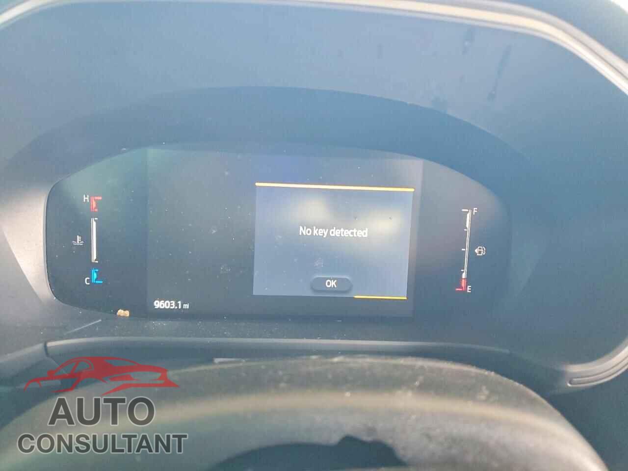 FORD ESCAPE ACT 2025 - 1FMCU0GN1SUA69676