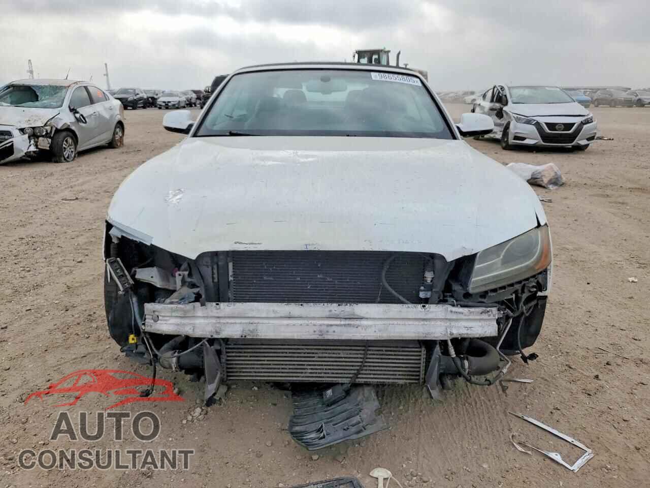 AUDI A5 2010 - WAUJFAFH2AN011685