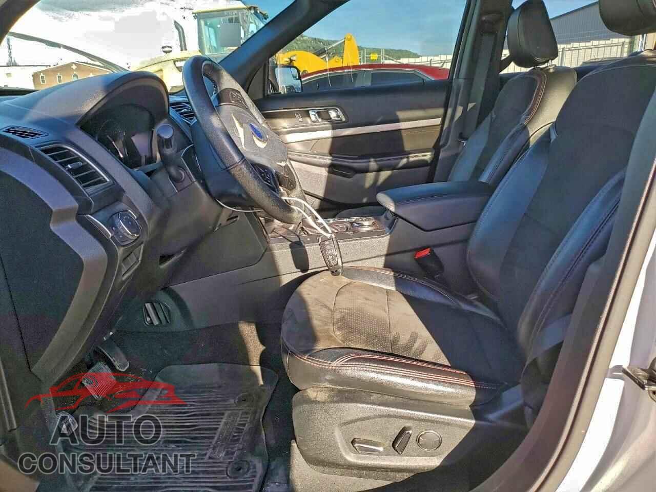 FORD EXPLORER 2018 - 1FM5K8D86JGC04496